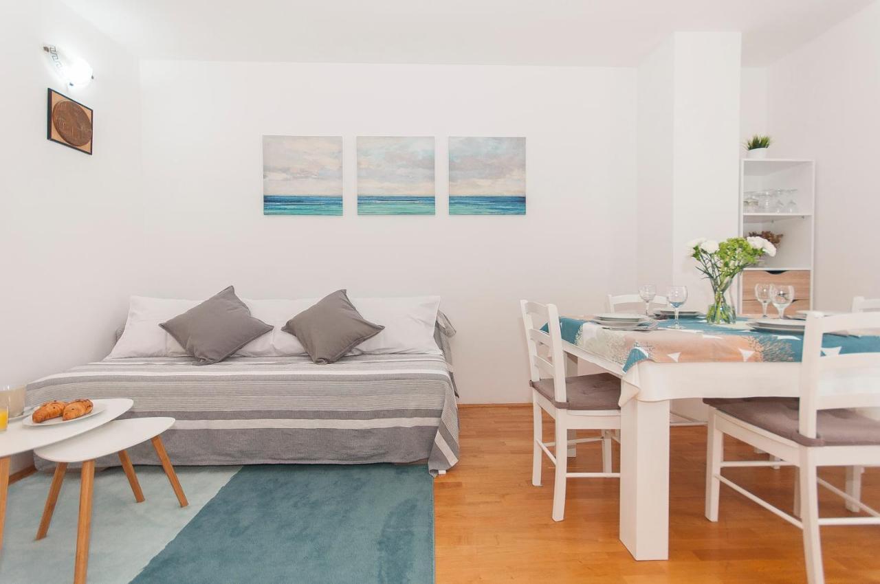 Apartment Luna โอมิช ภายนอก รูปภาพ